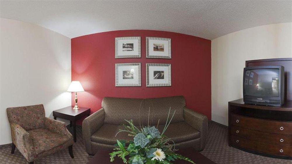 Holiday Inn & Suites Raleigh Cary By Ihg Dış mekan fotoğraf