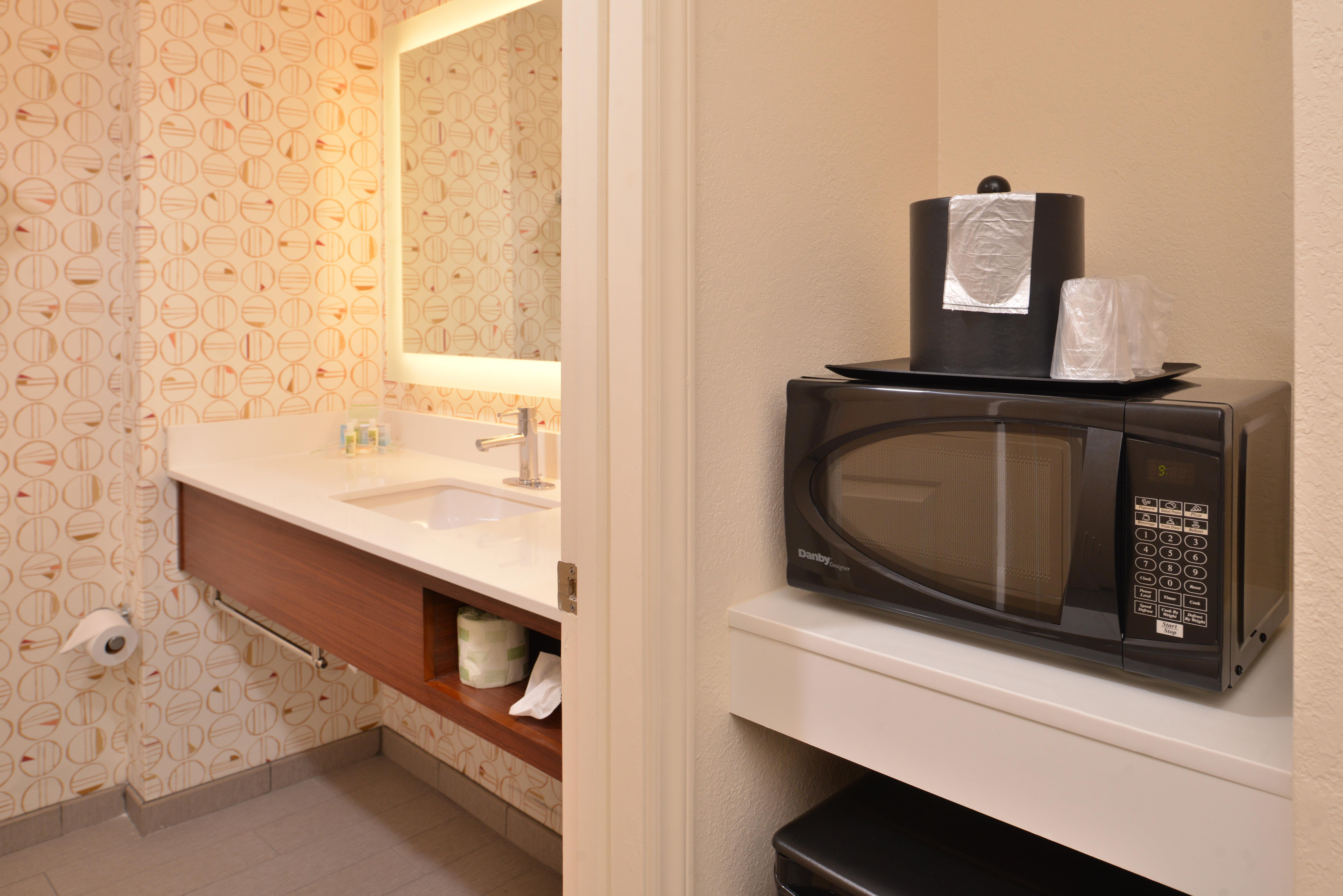 Holiday Inn & Suites Raleigh Cary By Ihg Dış mekan fotoğraf
