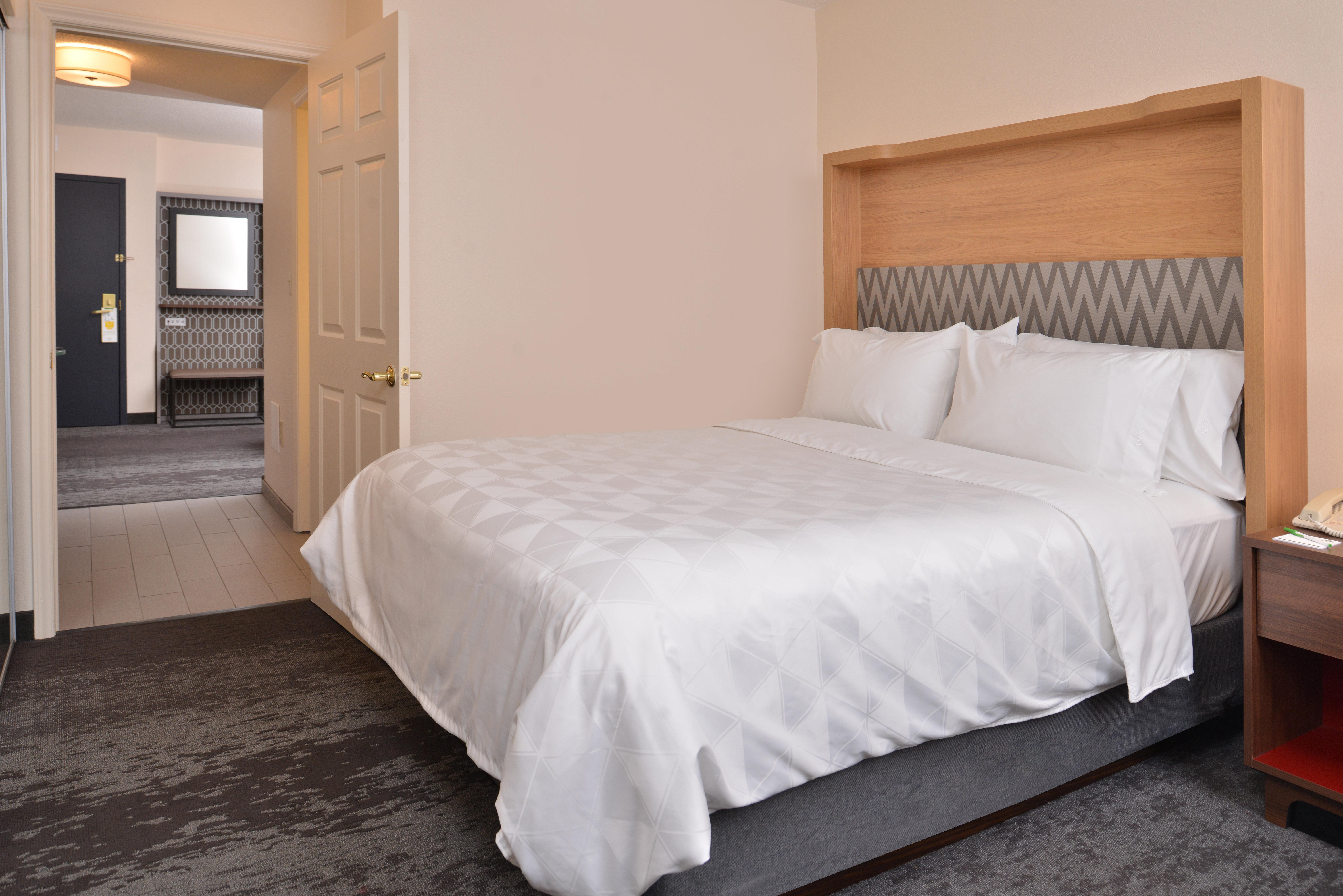 Holiday Inn & Suites Raleigh Cary By Ihg Dış mekan fotoğraf