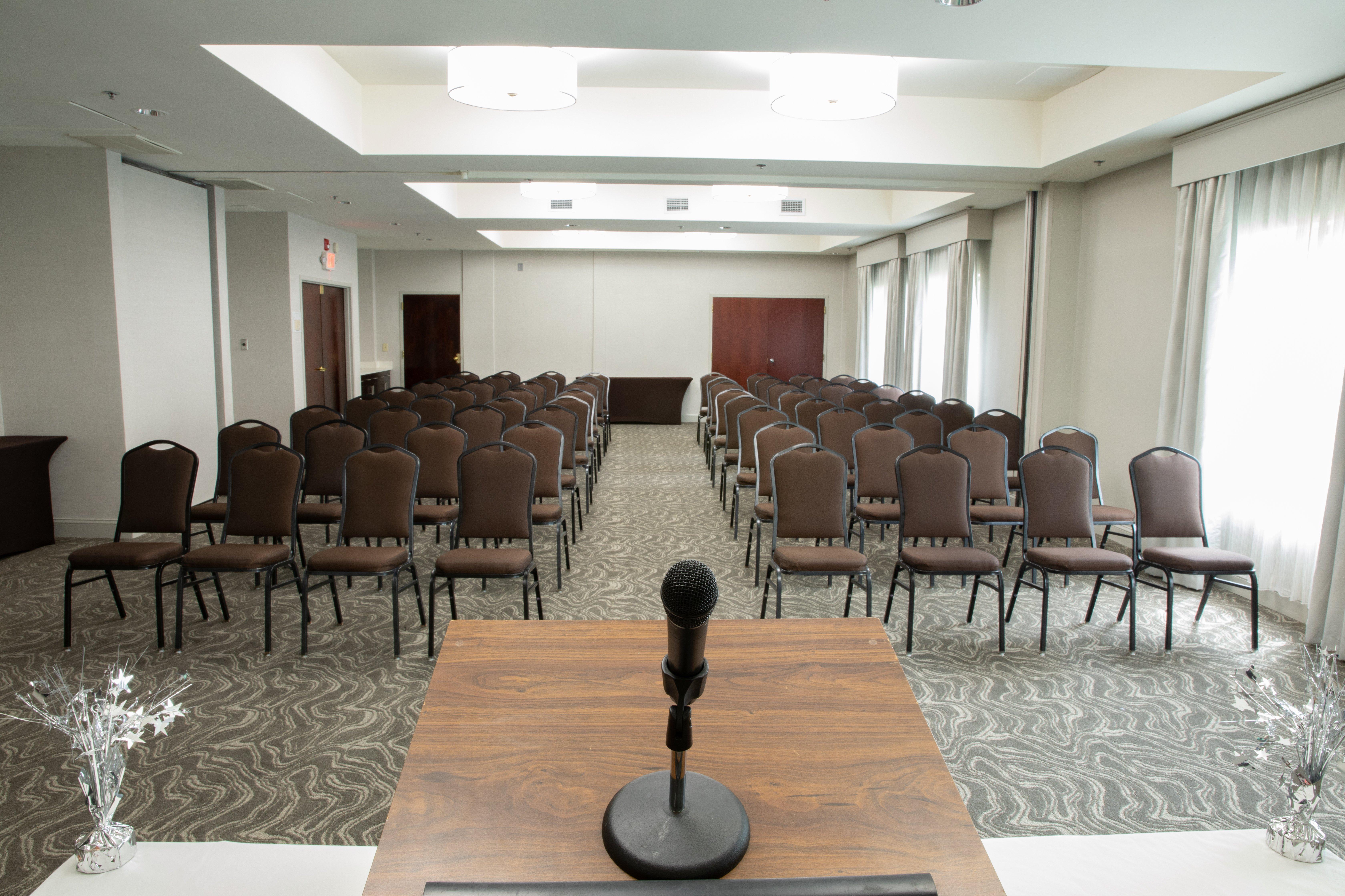Holiday Inn & Suites Raleigh Cary By Ihg Dış mekan fotoğraf