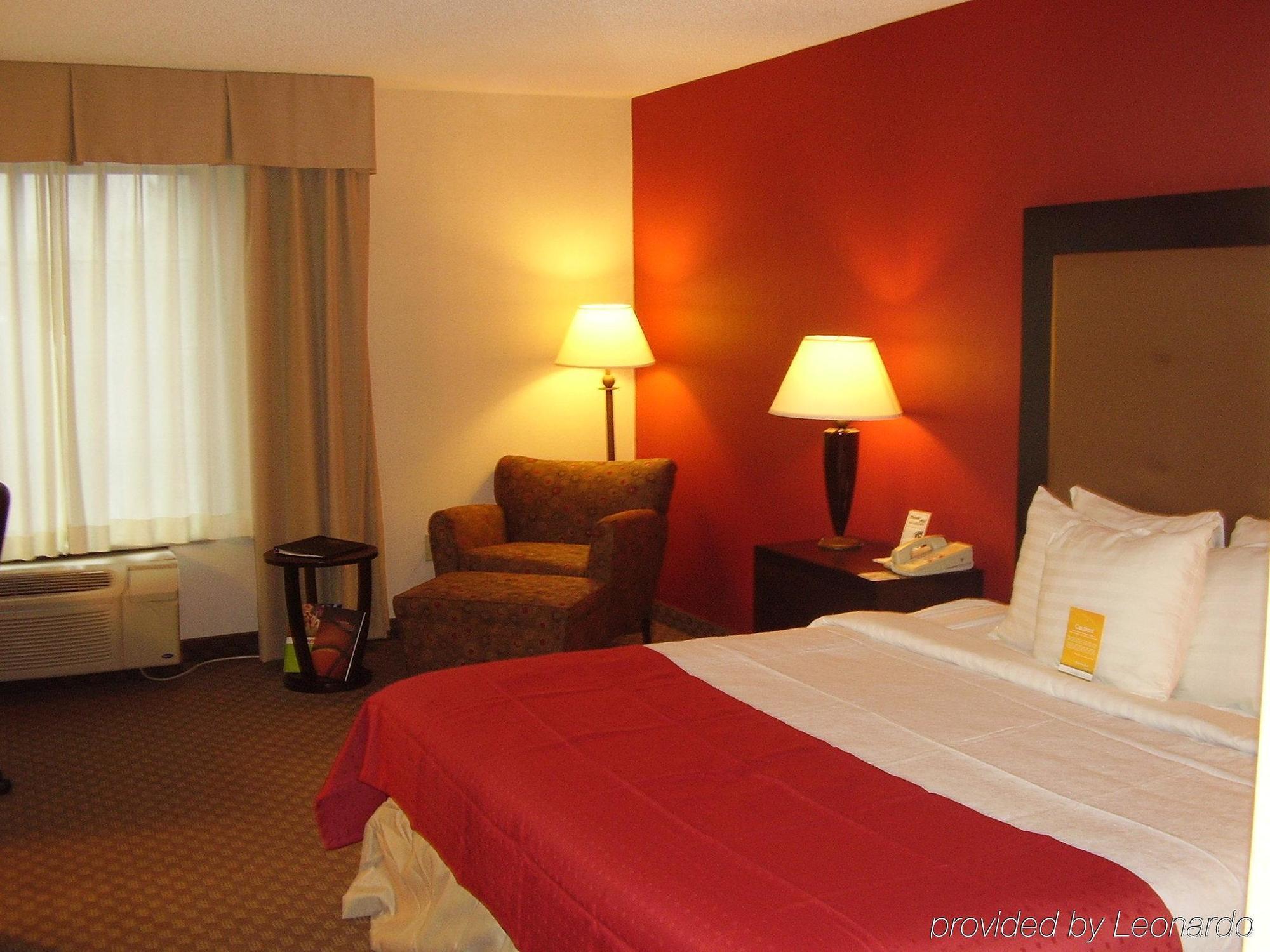 Holiday Inn & Suites Raleigh Cary By Ihg Dış mekan fotoğraf