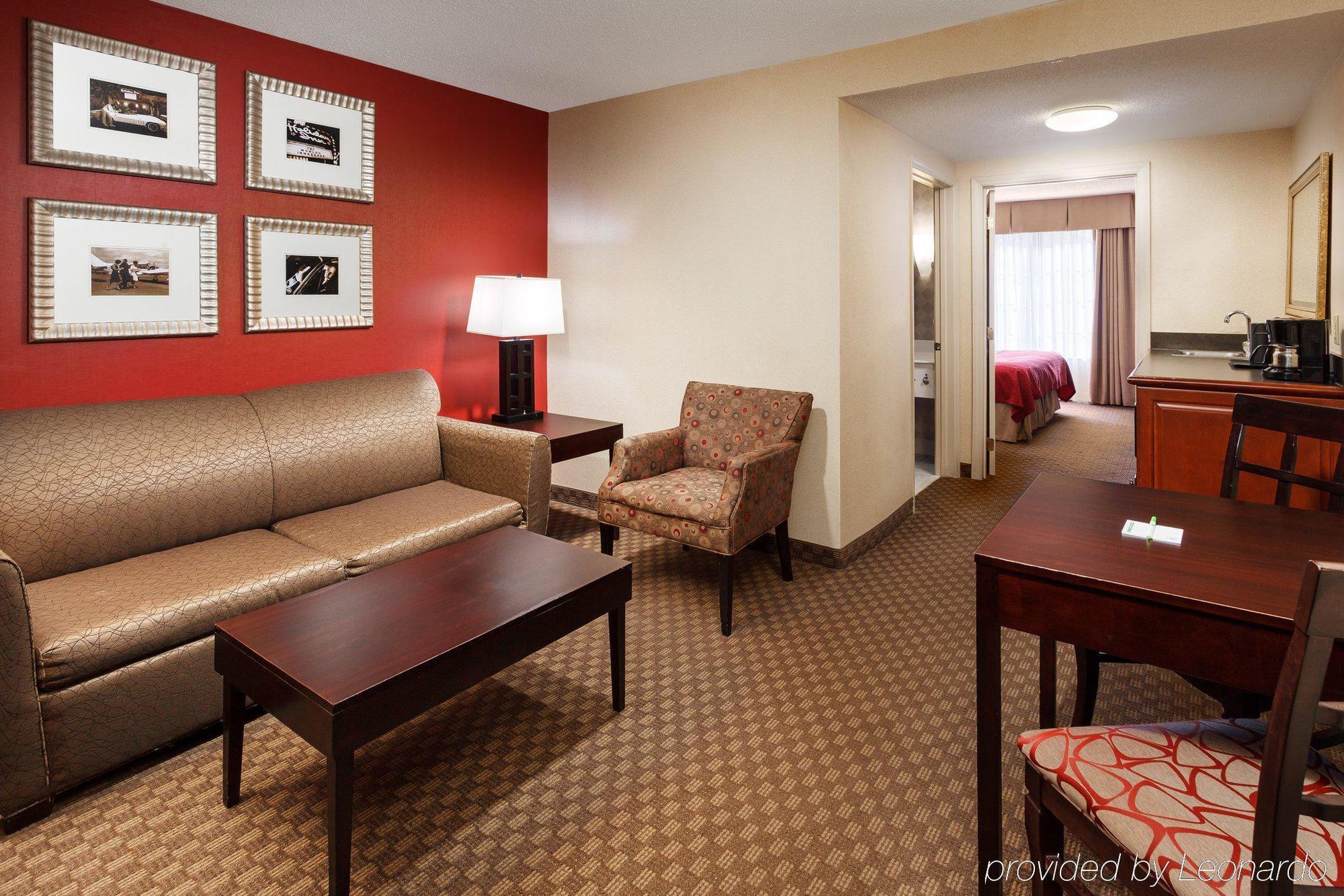 Holiday Inn & Suites Raleigh Cary By Ihg Dış mekan fotoğraf