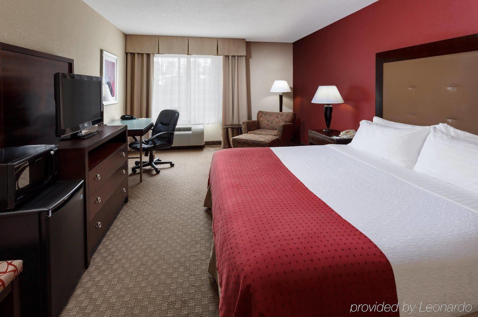 Holiday Inn & Suites Raleigh Cary By Ihg Dış mekan fotoğraf