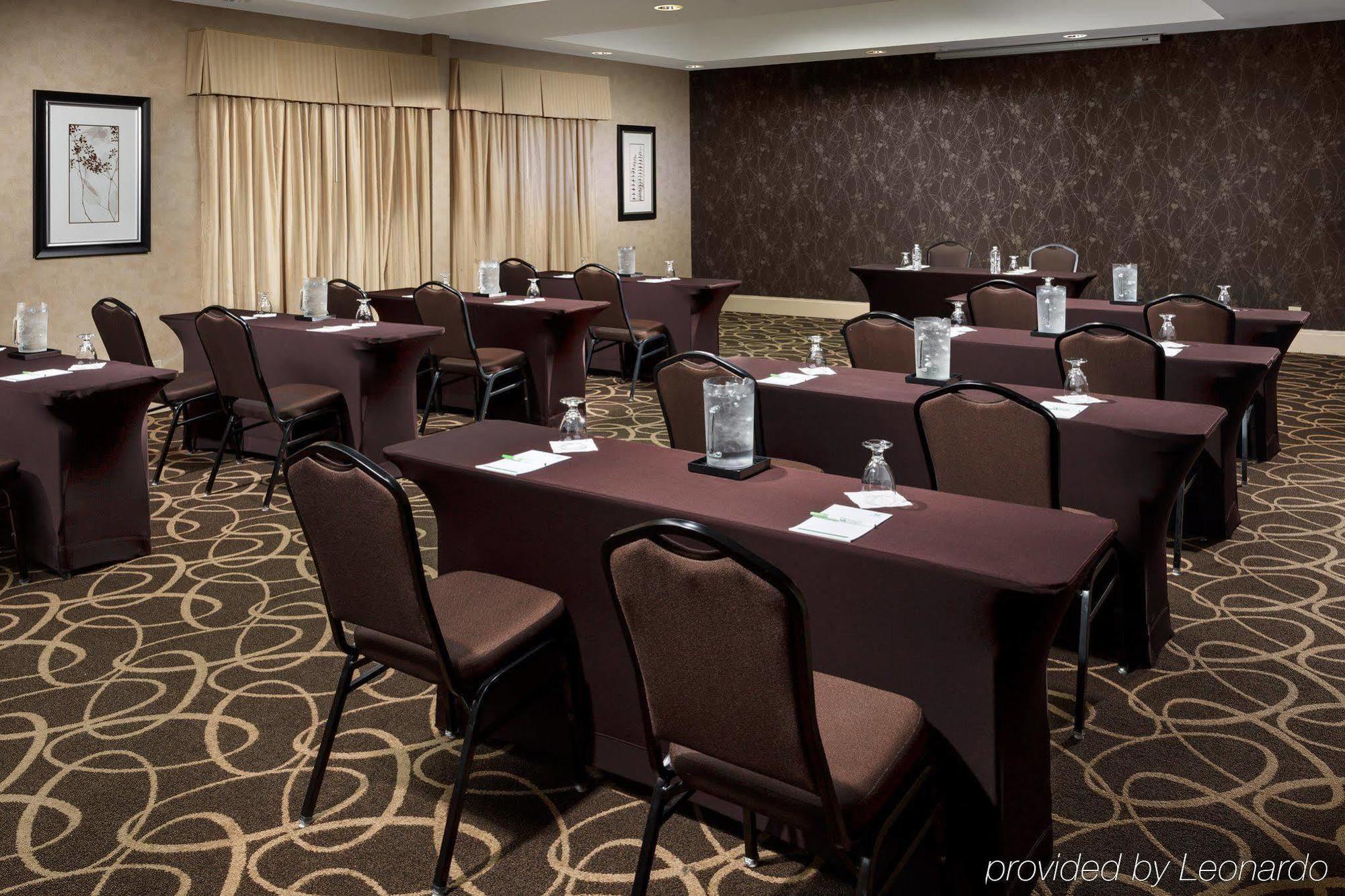 Holiday Inn & Suites Raleigh Cary By Ihg Dış mekan fotoğraf