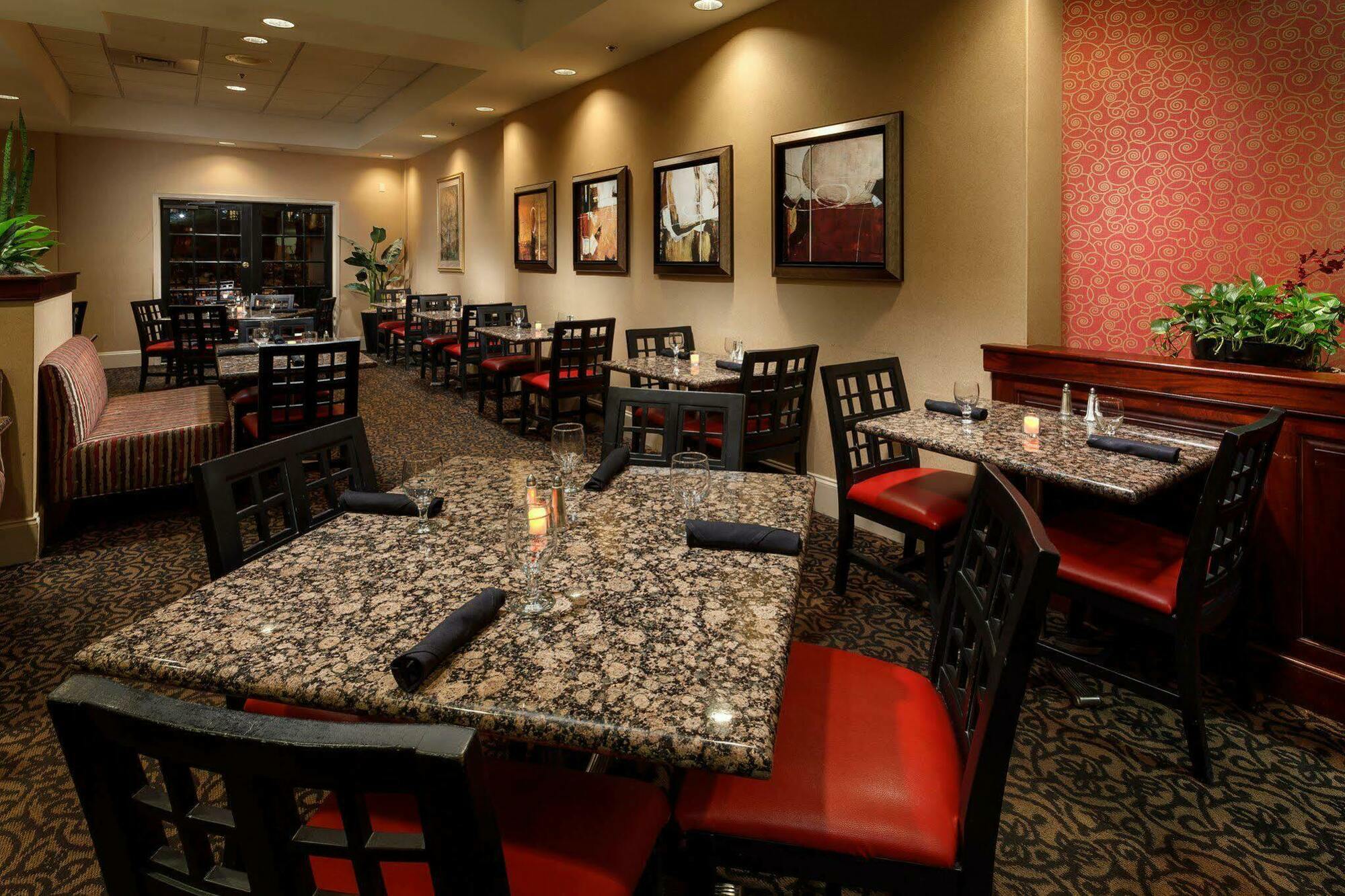 Holiday Inn & Suites Raleigh Cary By Ihg Dış mekan fotoğraf